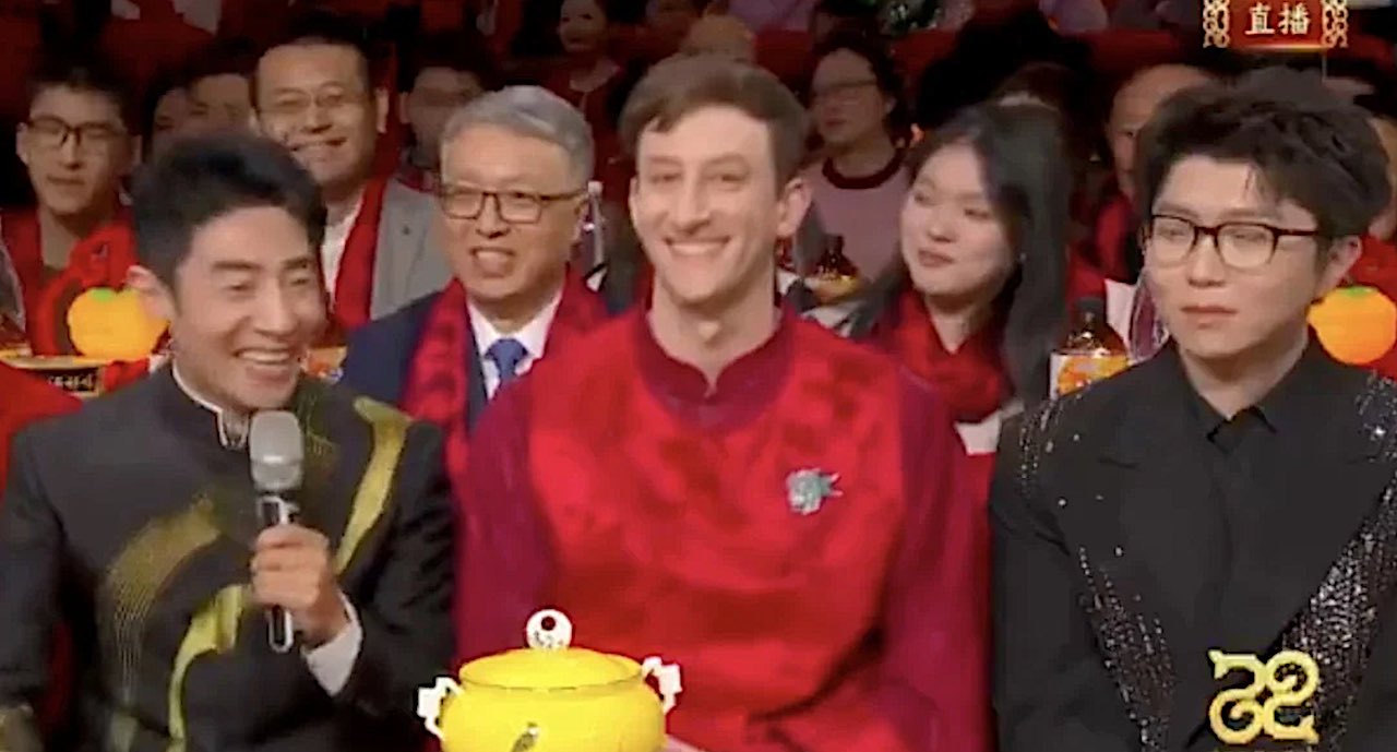 China Bestows Rare Honor on Minnesota Pawnbroker Who Returned Historic Photos of 1937 Massacre–Only 3rd Westerner to Get Award