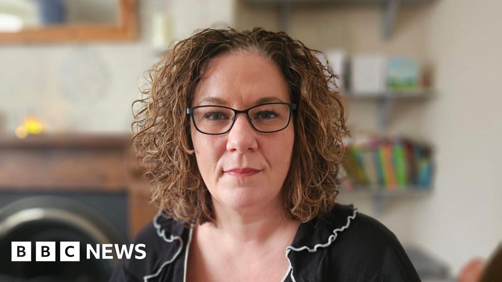 ‘I’ve waited seven weeks to give my dad a funeral’