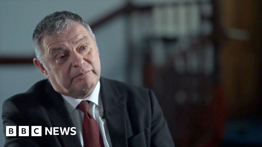 Ex-Labour MP to stand down over assault conviction