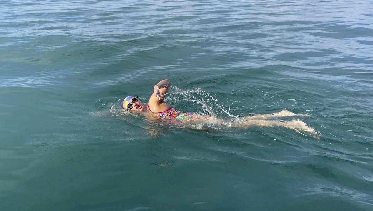 49-Year-old Becomes First Blind Woman to Swim English Channel: ‘Nothing is Impossible’
