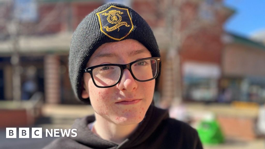 Nicotine pouches helped me quit vaping โ but now I’m addicted