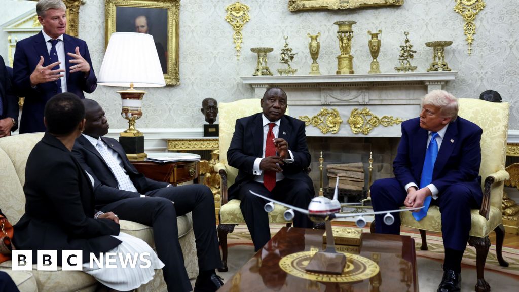 US president confronts South African leader with claim of Afrikaners ‘persecuted’