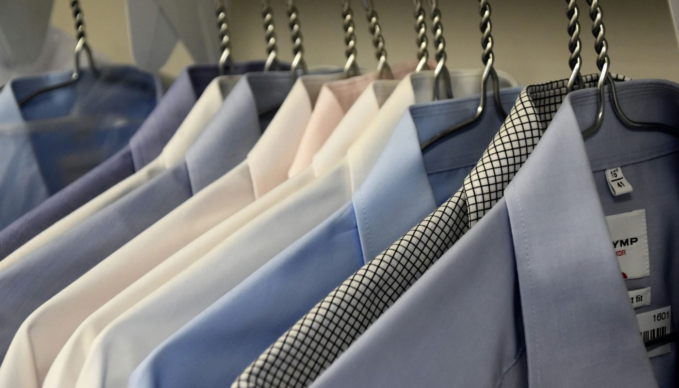 Dry Cleaner Gives Away his Services to Unemployed Folks Headed to Job Interviews: โJust Pay it Forwardโ