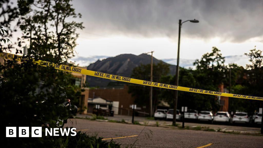 Suspect in Colorado fire attack planned for a year, FBI says