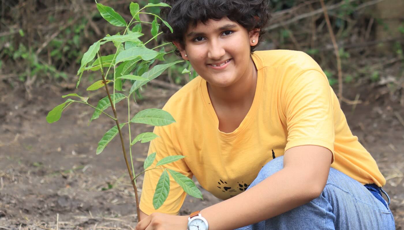 12-Year-old Girl Plants 150,000 Trees in India, Becoming a Reforestation Leader
