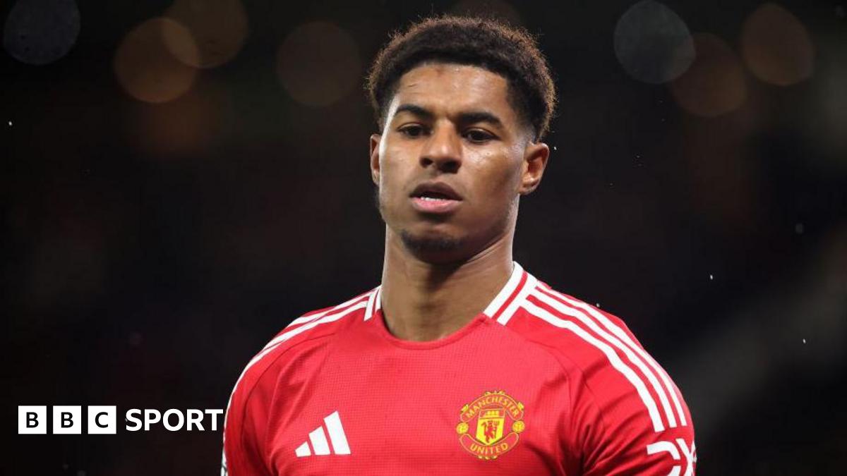 Marcus Rashford in Barcelona to complete loan move from Manchester United
