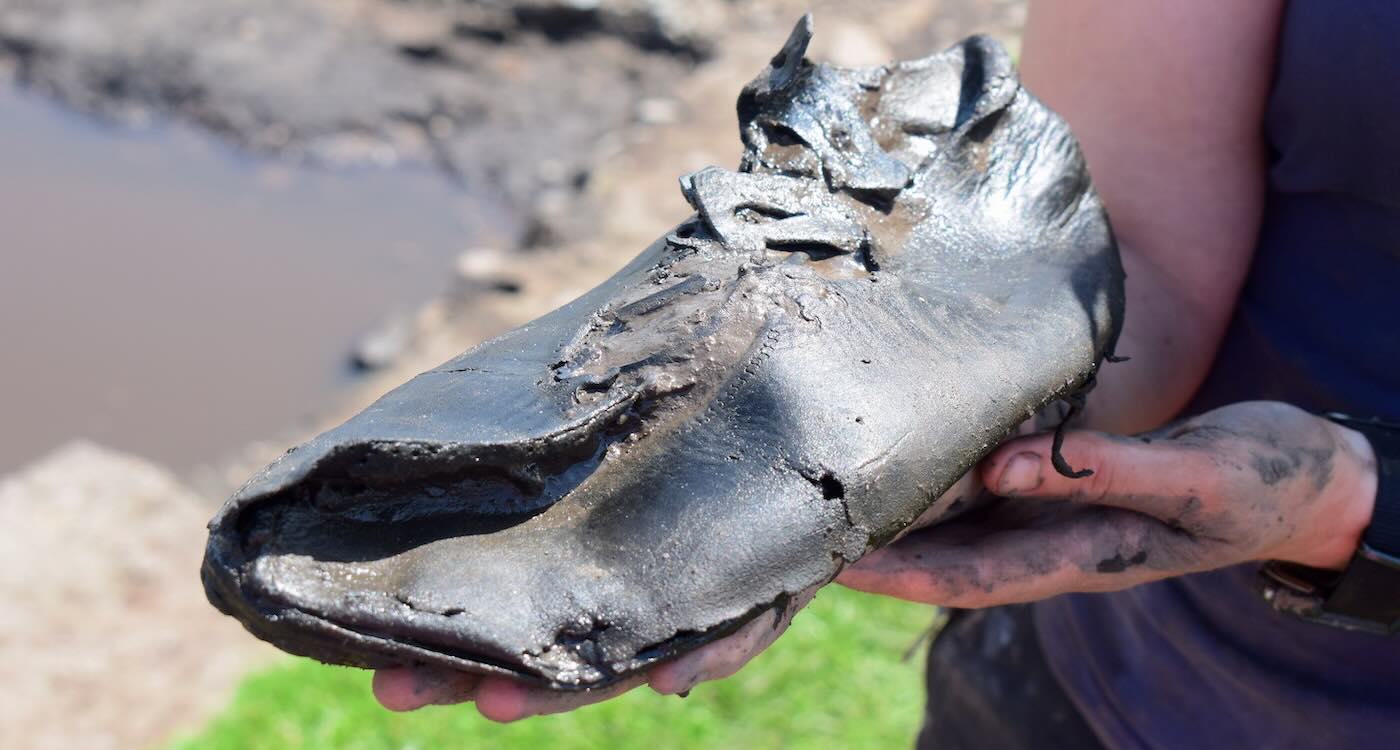Huge 2,000-Year-old Roman Leather Shoe Discovered Exquisitely PreservedโWorn by a Soldier