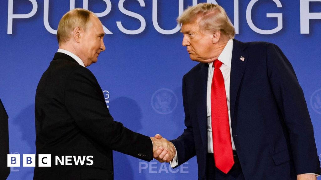 Watch: How the Trump-Putin summit unfolded in 82 seconds