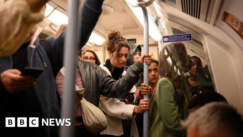 London Underground staff to walkout over pay