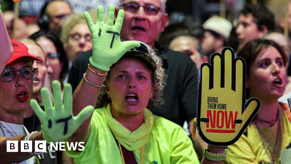 Israel protesters intensify pressure against plan to expand Gaza war