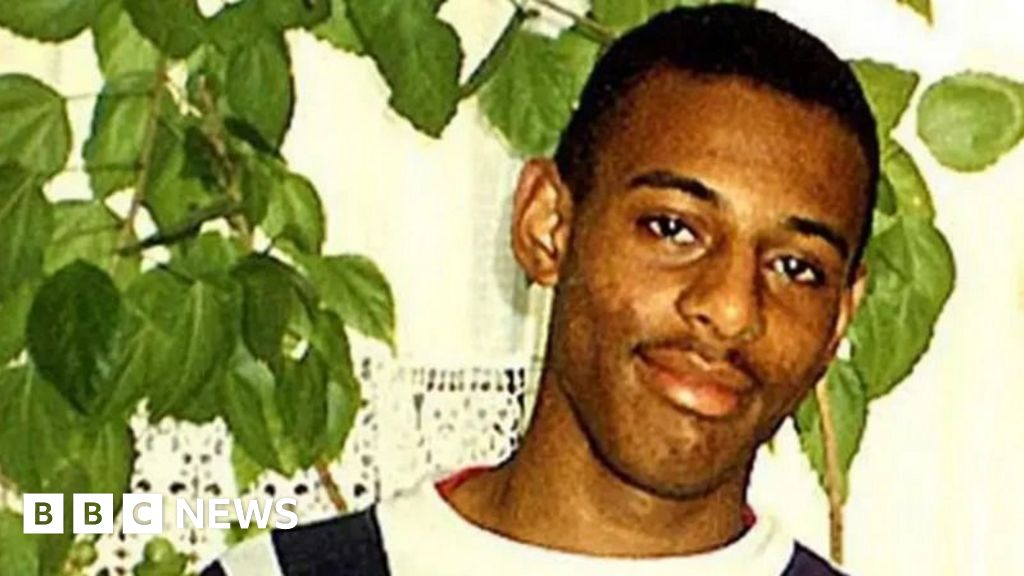Stephen Lawrence’s mother calls for new investigation after killer admits attack