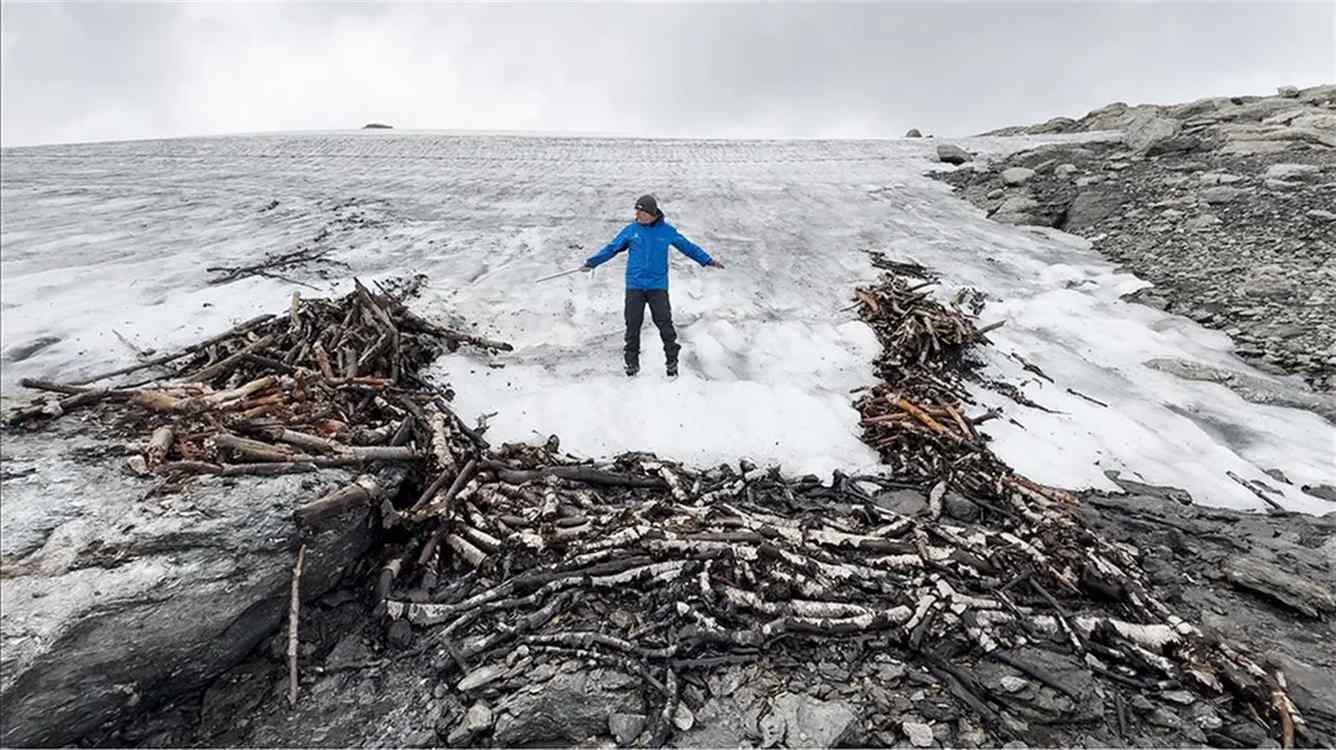 1,500 Year-Old Reindeer Trap and Hunting Equipment Uncovered in the Ice of Norway’s Mountains